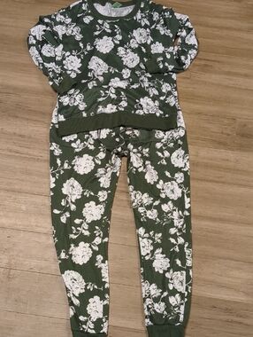 Honeydew Lounge Set, M